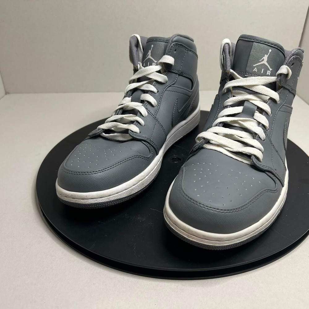 Nike Air Jordan 1 Mid Cool Gray 554724 Men's Size 9 Release Date 2013 Excellent
